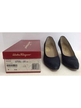 Salvatore Ferragamo Clarissa Navy Pebble Suede Calf Women Shoes 9 AA Box